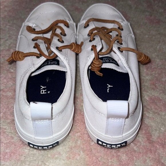 Women’s Boat Shoes - Picture 2 of 2